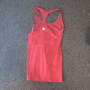 Lululemon tank size 6